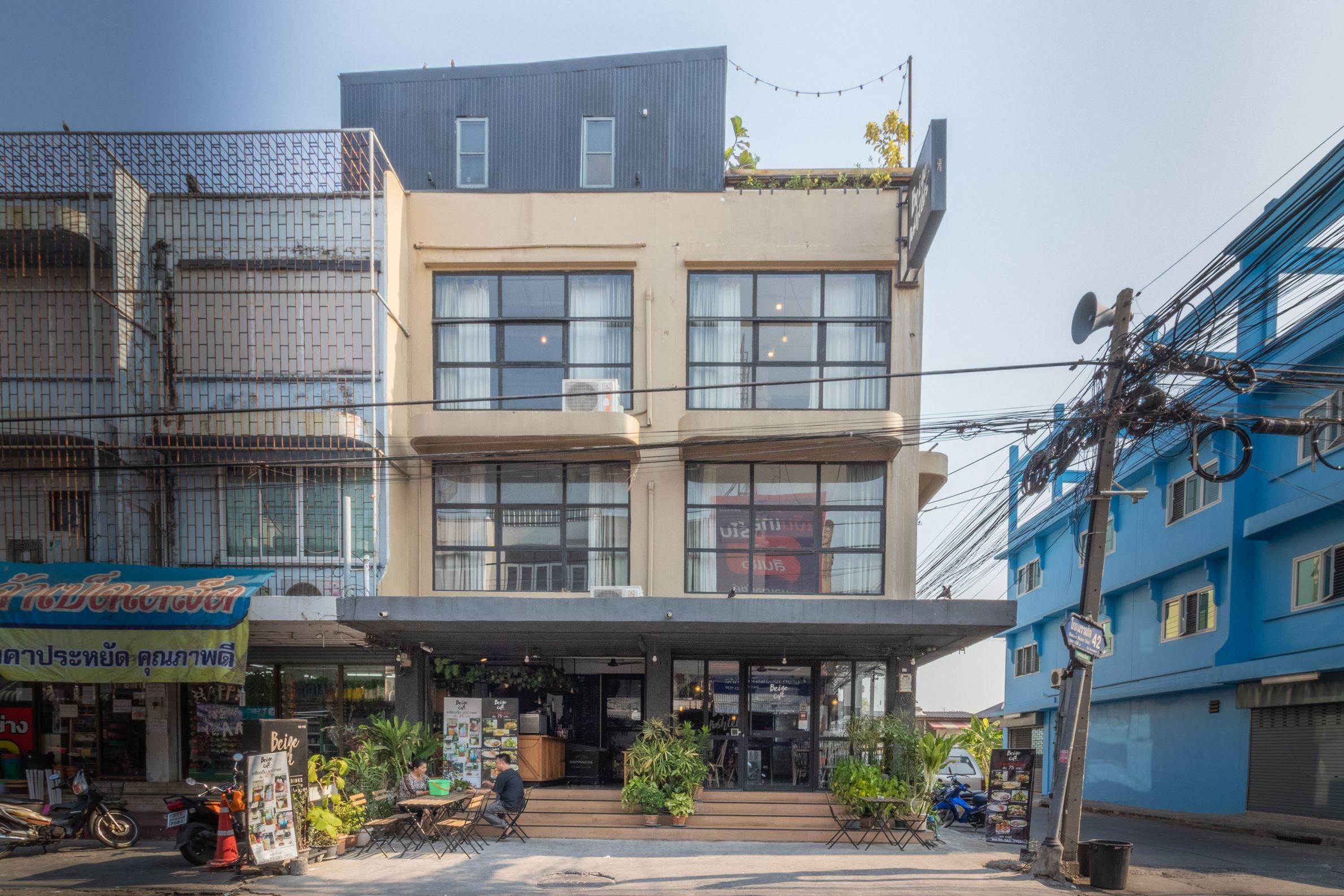 Beige Poshtels + Netflix Hostel Bangkok Ngoại thất bức ảnh