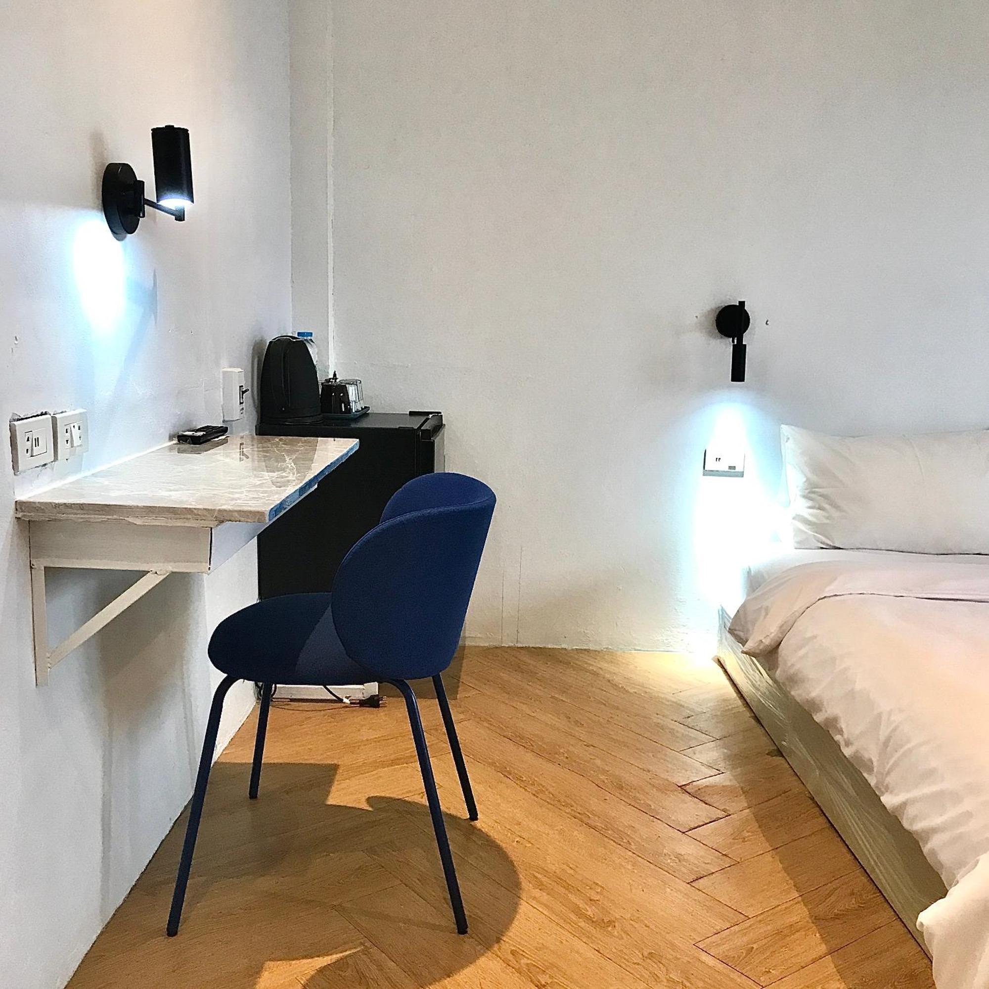 Beige Poshtels + Netflix Hostel Bangkok Ngoại thất bức ảnh
