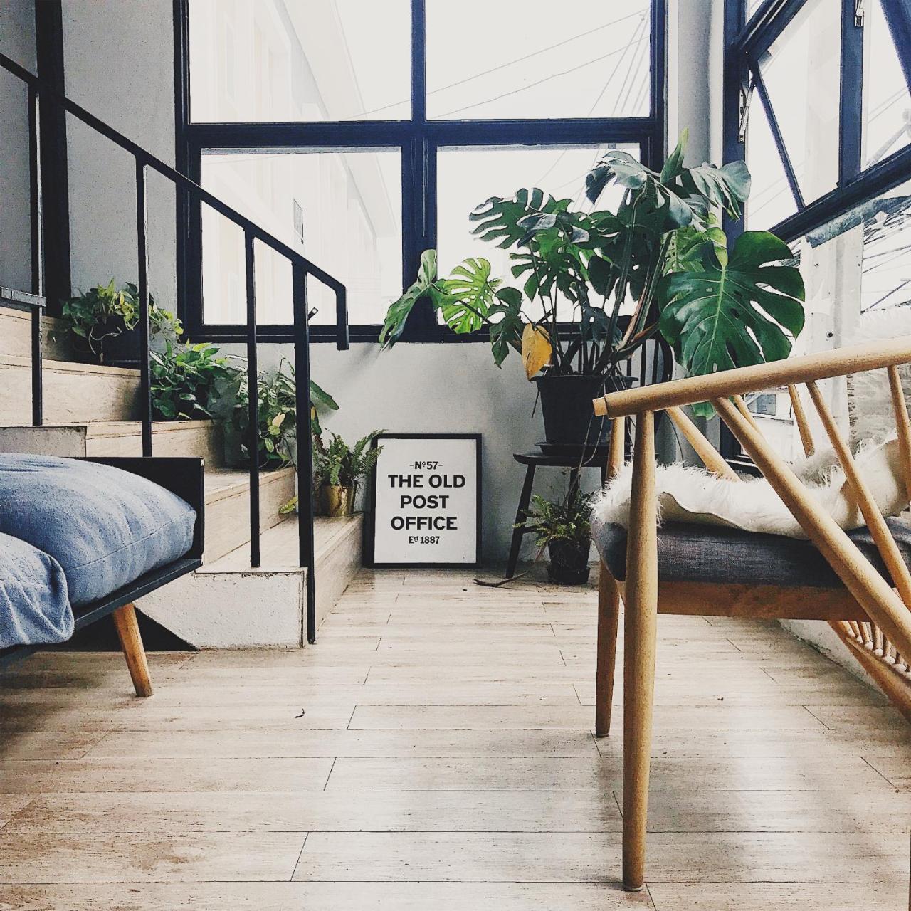 Beige Poshtels + Netflix Hostel Bangkok Ngoại thất bức ảnh